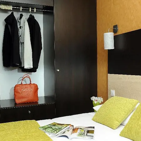 Hotell Zenitude Parc L Escale *