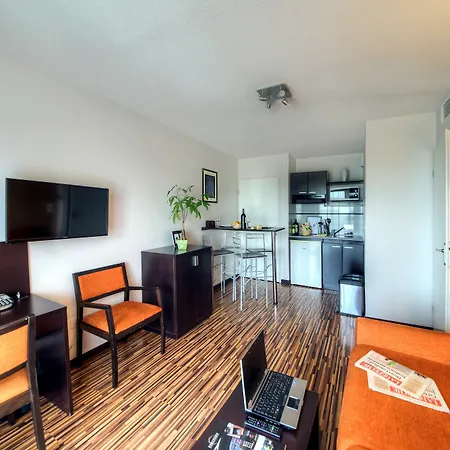 Zenitude Parc L Escale Hotell