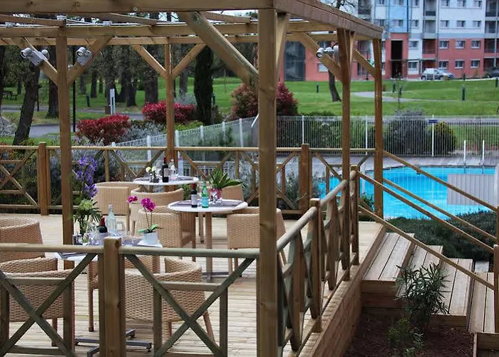 Hotel Zenitude Parc L Escale *