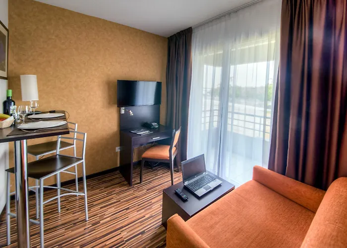 Hotel Zenitude Parc L Escale Tolosa