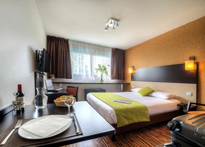 Zenitude Parc L Escale Hotel