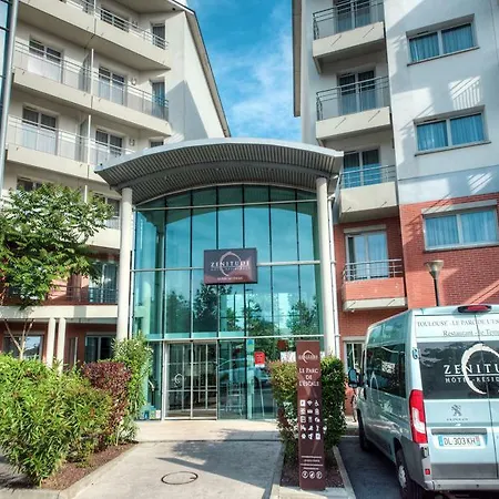 Zenitude Parc L Escale Hotell *