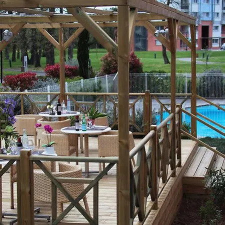 מלון Zenitude Parc L Escale *